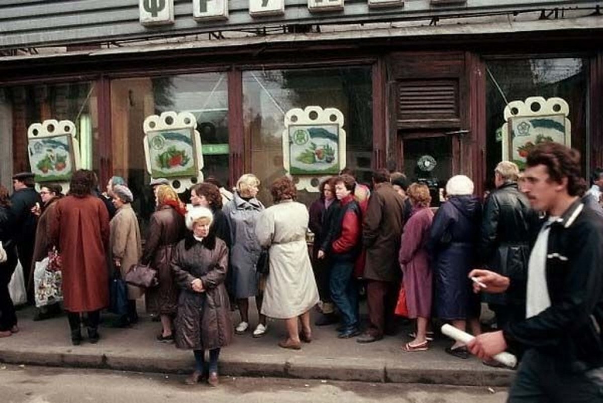 Почему в СССР люди были обречены на нищету. Почему в СССР люди были обречены на нищету. общество,россияне,СССР