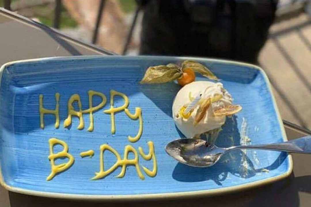 27-летняя жена Цекало нежно поздравила его с днем рождения 27-летняя жена Цекало нежно поздравила его с днем рождения наши звезды