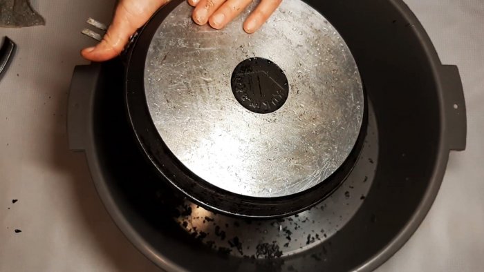 Смываем многолетний нагар со сковородки почти без усилий лайфхак,нагар,полезные советы,уборка