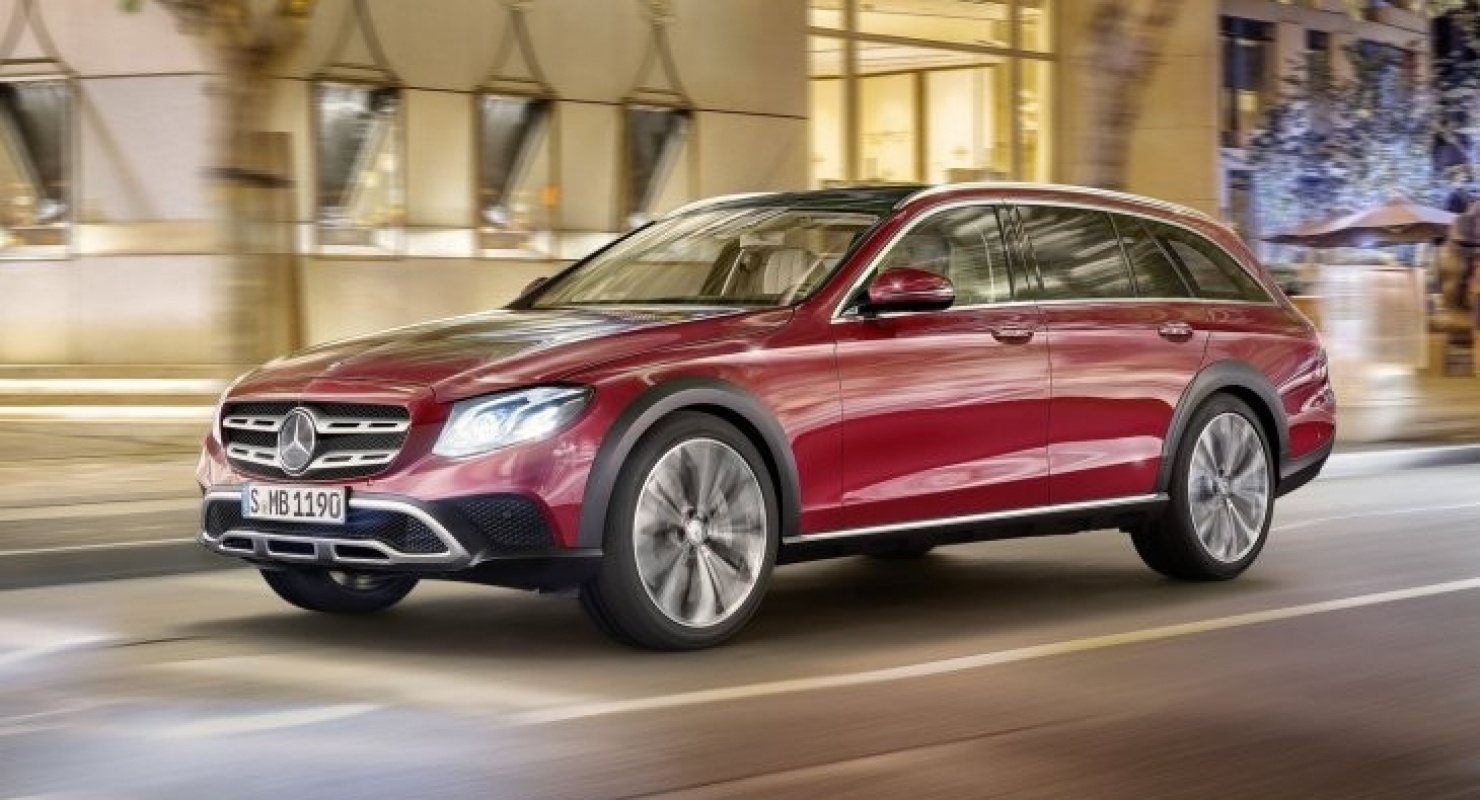 Компания Mercedes-Benz отзывает в РФ почти 1,1 тыс. автомобилей Mercedes-Benz S-Class