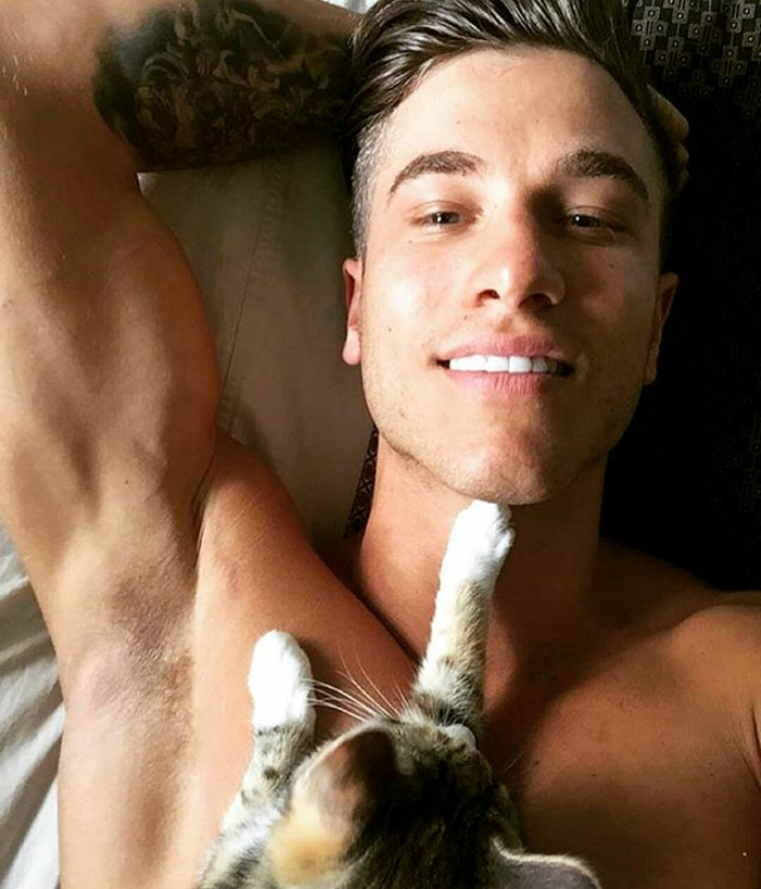 Dudes With Kittens