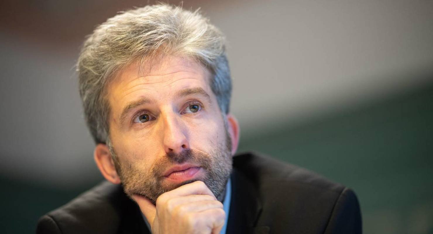 Мэр немецкого Тюбингена решил повысить стоимость парковки для тяжелых автомобилей