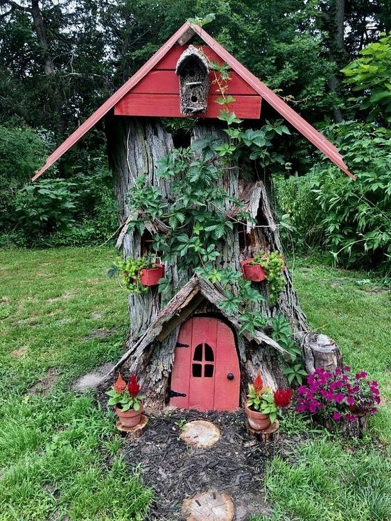 В руках умельцев даже старые пни преображаются! handmake,поделки для сада,поделки своими руками