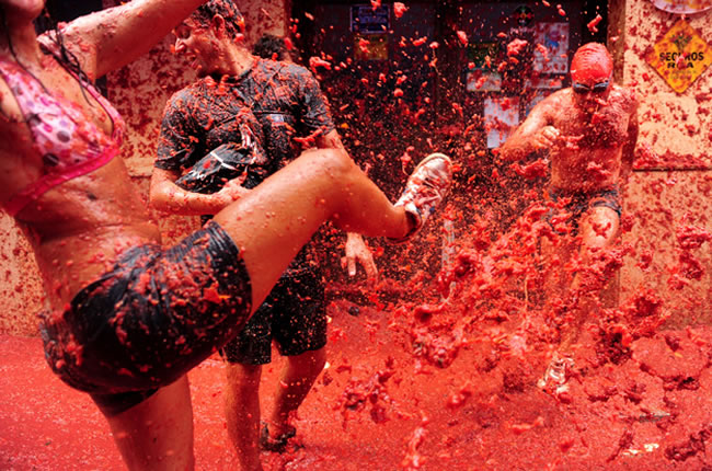 La-Tomatina-—-Buñol-Spain