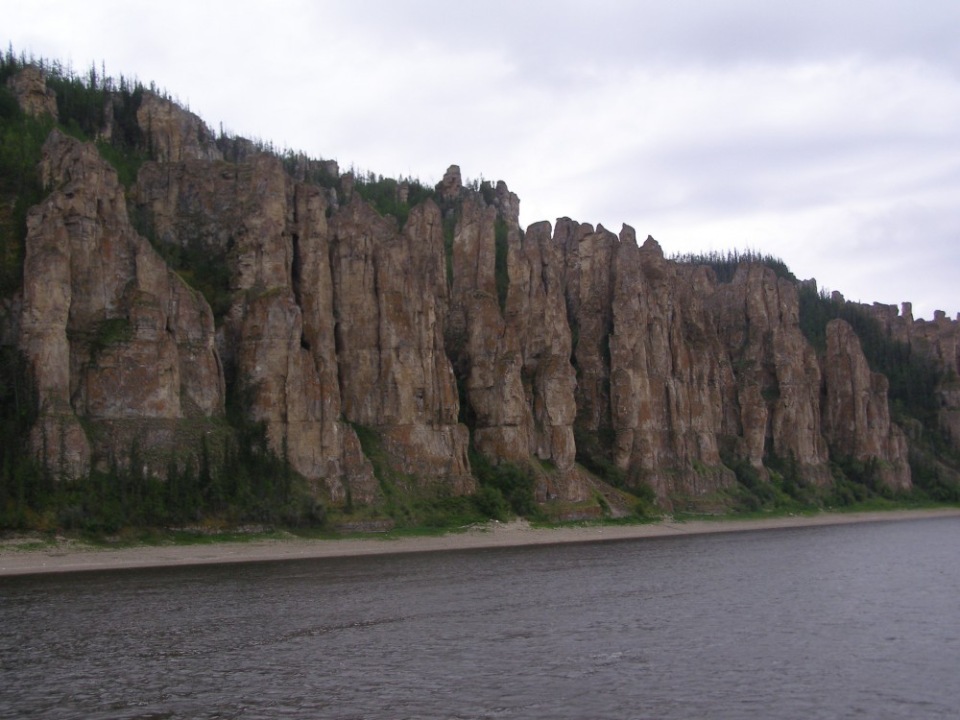 Круиз из Якутска по Лене с посещением Ленских столбов 