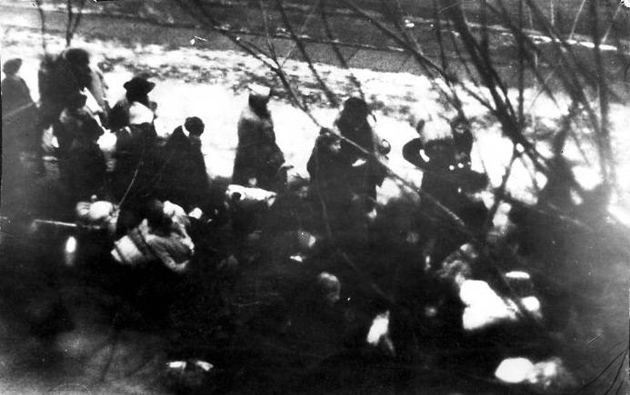 Людоед Цукурс снова в фаворе Людоед Цукурс снова в фаворе