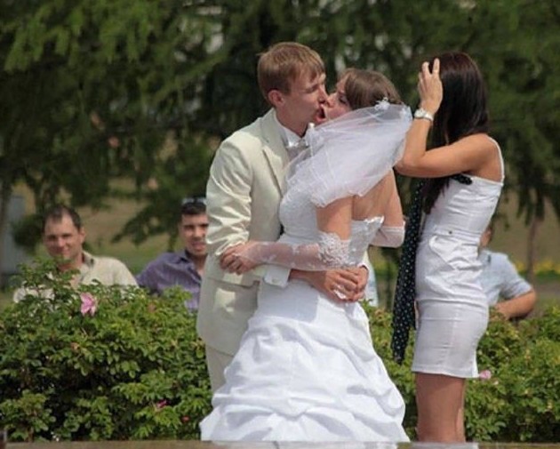 Свадьба пела и плясала, дурачилась и кривлялась поразительно, свадьба, смешно, юмор