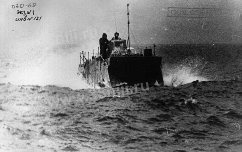 История зампотеха: танковый десант на подводных крыльях оружие