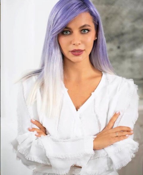 Лина Дембикова: Как выглядела раньше и подробности личной жизни стилиста "Перезагрузки" на ТНТ Лина Дембикова: Как выглядела раньше и подробности личной жизни стилиста "Перезагрузки" на ТНТ