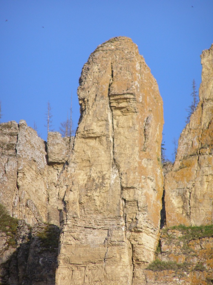 Круиз из Якутска по Лене с посещением Ленских столбов 