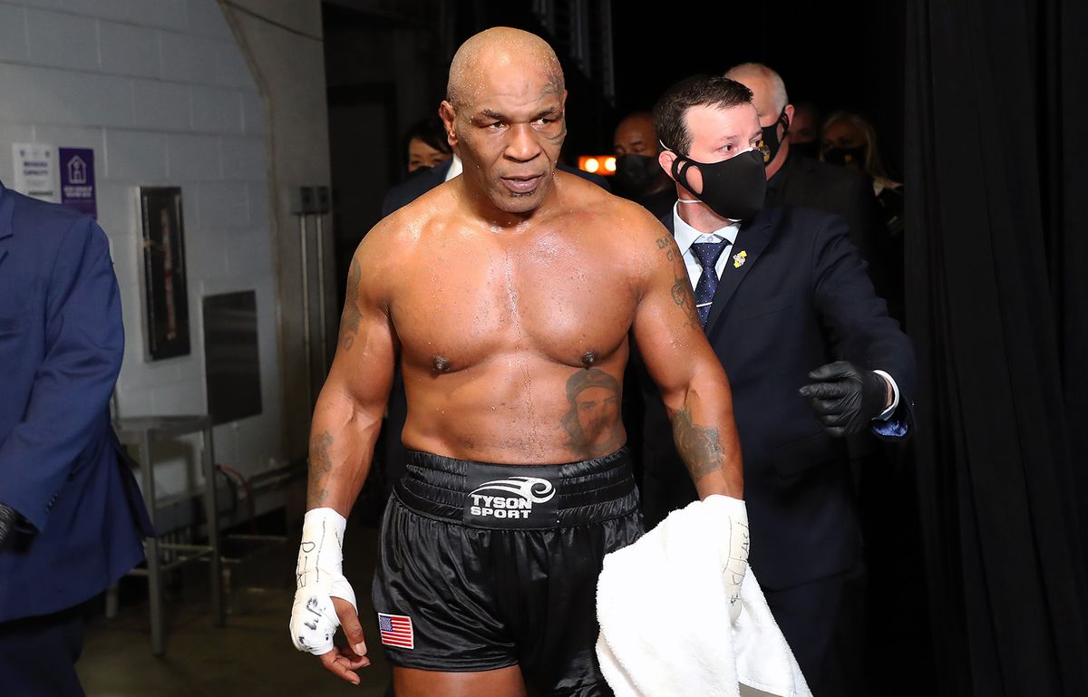 легенда на роями. Cannot be roy jones. Roy jones перевод. боксер рой джонс младший. рой джонс с петухом.