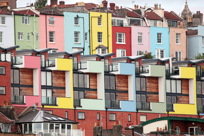 Bristol, England архитектура, пейзаж, разноцветные города, юмор