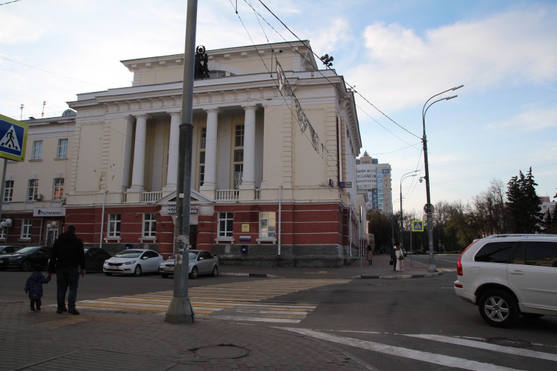 Орёл. Чуть более ста лет...Прогулка 2 раньше, Ленина, здание, Фотография, местаПочтамт, присутственные, администрации, областной, Площадь, уголок, литературный, встретишьЕщё, редко, гармошкой, историческийС, почтовыйБалкон, нынче, переулок, Георгиевский, располагалось