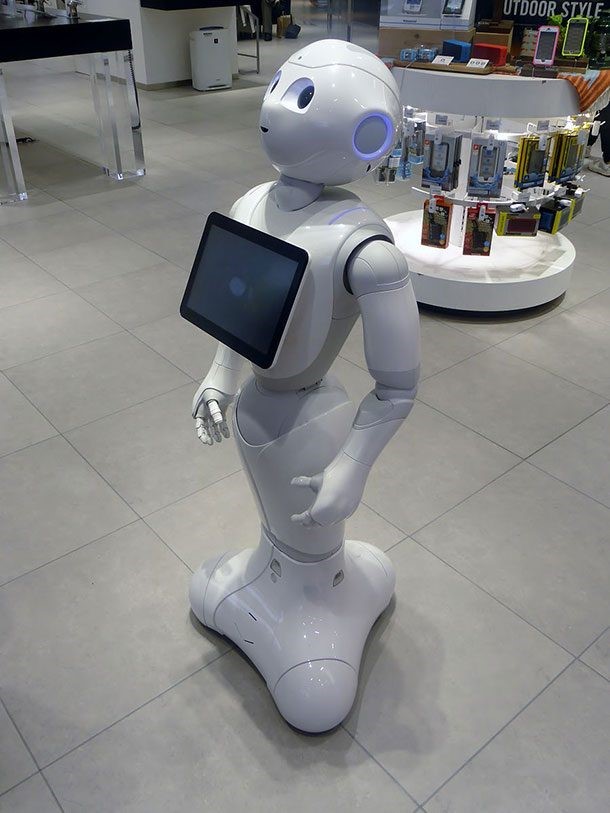 «Я, робот», или как современные роботы становятся все больше и больше похожими на людей?