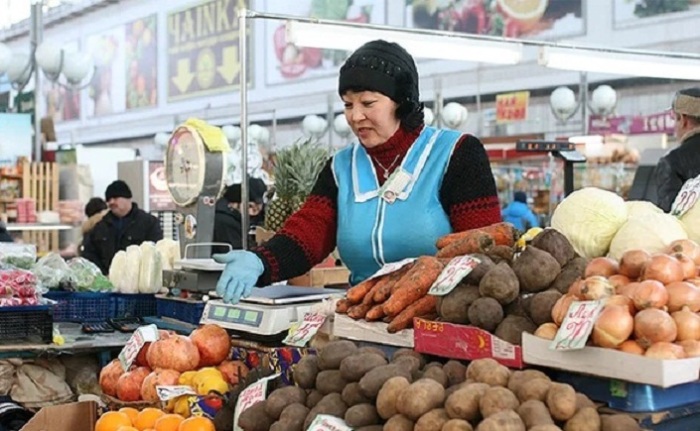 Как хитроумные уличные и рыночные торговцы мастерски обвешивают покупателей только, рынке, продавца, мешке, сожалению, рынках, более, гирьки, Однако, можно, вовсе, Также, огурцы, предельно, городском, продавец, товар, огурцов, электронные, килограмм