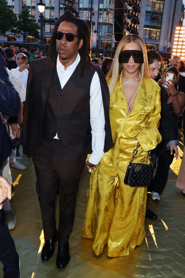 Бейонсе и Jay-Z порадовали фанатов совместным выходом. И сделали это в своем стиле – по-королевски