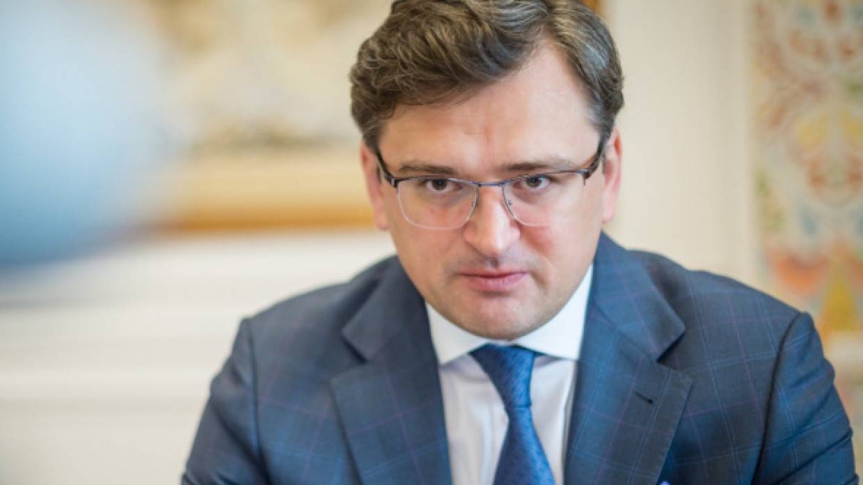 Глава МИД Украины Кулеба заявил, что мировому сообществу не следует признавать ЛДНР