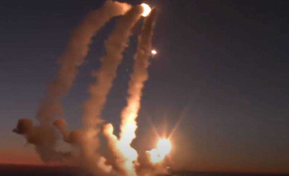 Ударом крылатых ракет «Калибр» уничтожен склад с боеприпасами для американских РСЗО HIMARS