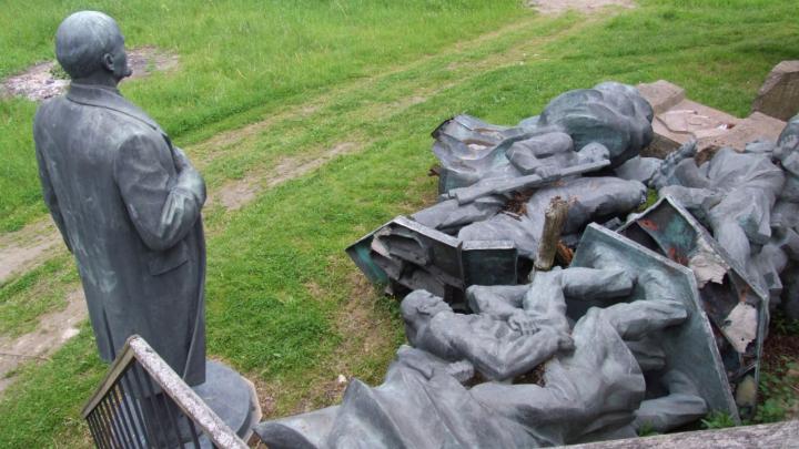 В Эстонии к концу года уберут все памятники советским воинам