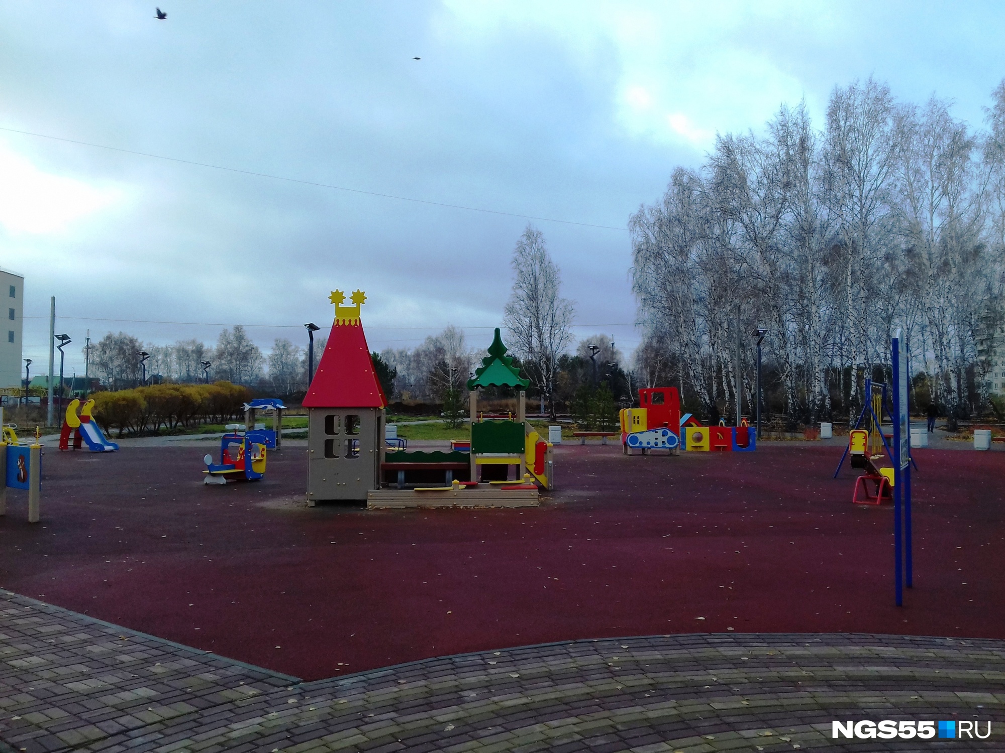 Омск московка 2. Сквер на новой Московке в Омске. Новый парк на Московке 2 ОМК. Омск парки Московка. Парк на Московке 2 Омск.