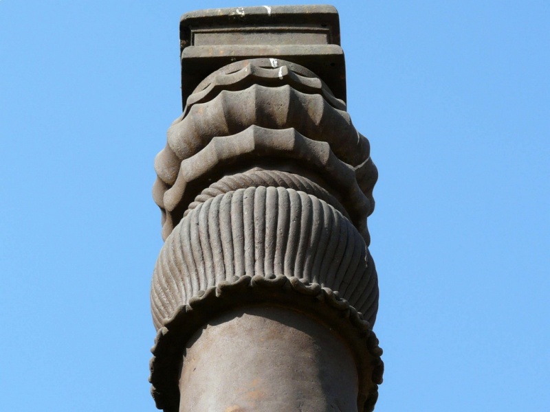 Колонна в прошлом 5 букв. Колонна Чандрагупты, Индия. Колонна индийского царя Чандрагупты II. Колонна в Дели. Железный столб в Индии.