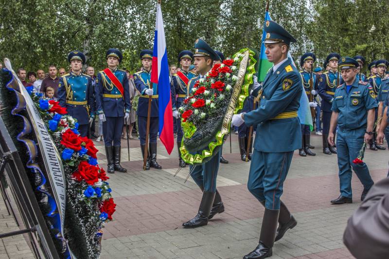 День ВДВ, фонтан и водка армия,россия