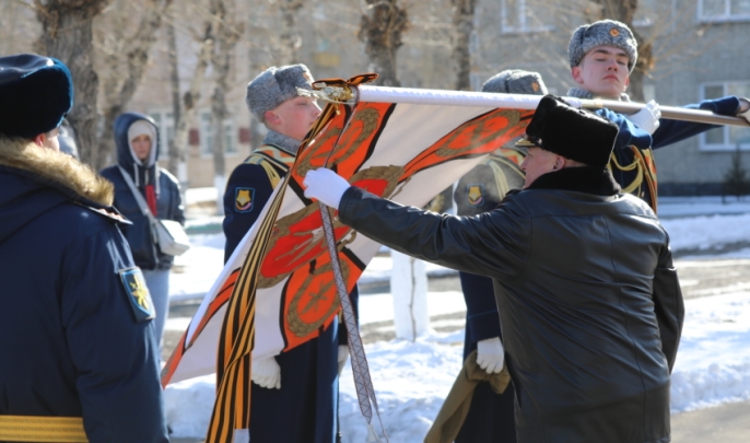 Губернатор Александр Осипов поздравил авиаполк Забайкалья с присвоением звания “гвардейский