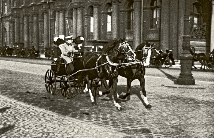 Санкт-Петербург начала XX века на снимках «отца российского фоторепортажа» Карла Буллы дальние дали