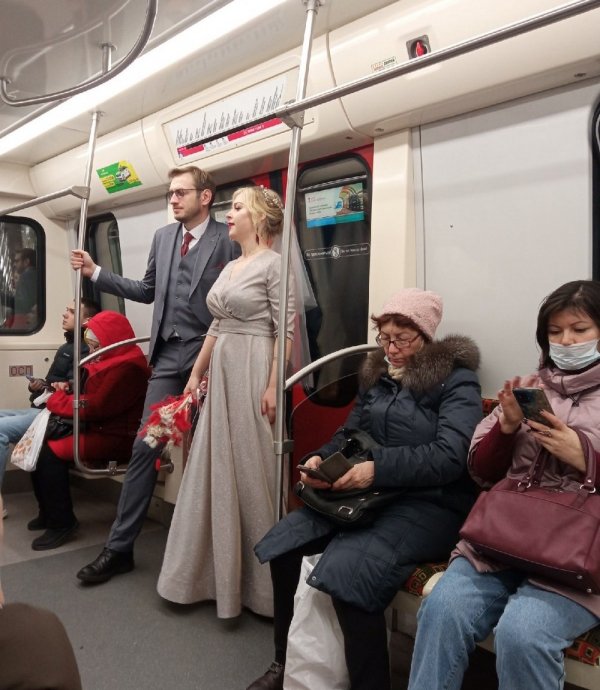 Чудаки и модники из метро  позитив,смешные картинки,юмор