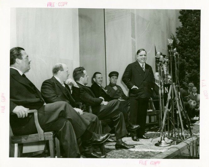 Возведение и демонтаж советского павильона на Всемирной выставке 1939 г. в Нью-Йорке 