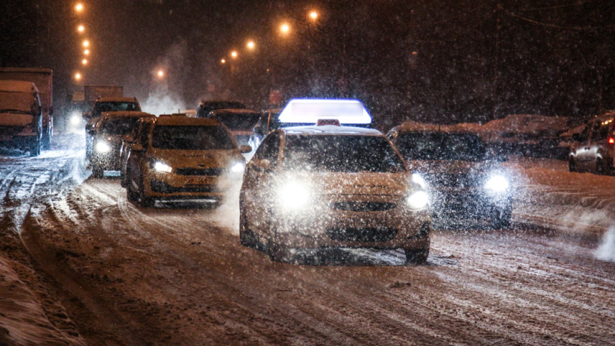 Эксперты Гидрометцентра рассказали, когда в Москве закончится снегопад