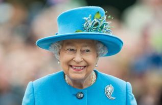 Королева Елизавета II написала письмо крымским школьникам