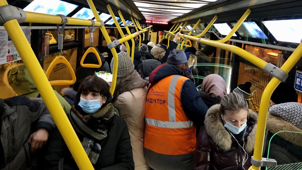 Бесплатный проезд в автобусе для детей. Дети безбилетники в автобусе. Боязнь общественного транспорта. Дети в общественном транспорте СПБ. Хамство в общественном транспорте.