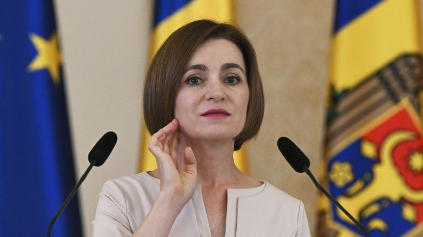 Оппозиция на протесте в Кишинёве требует отставки президента Молдавии