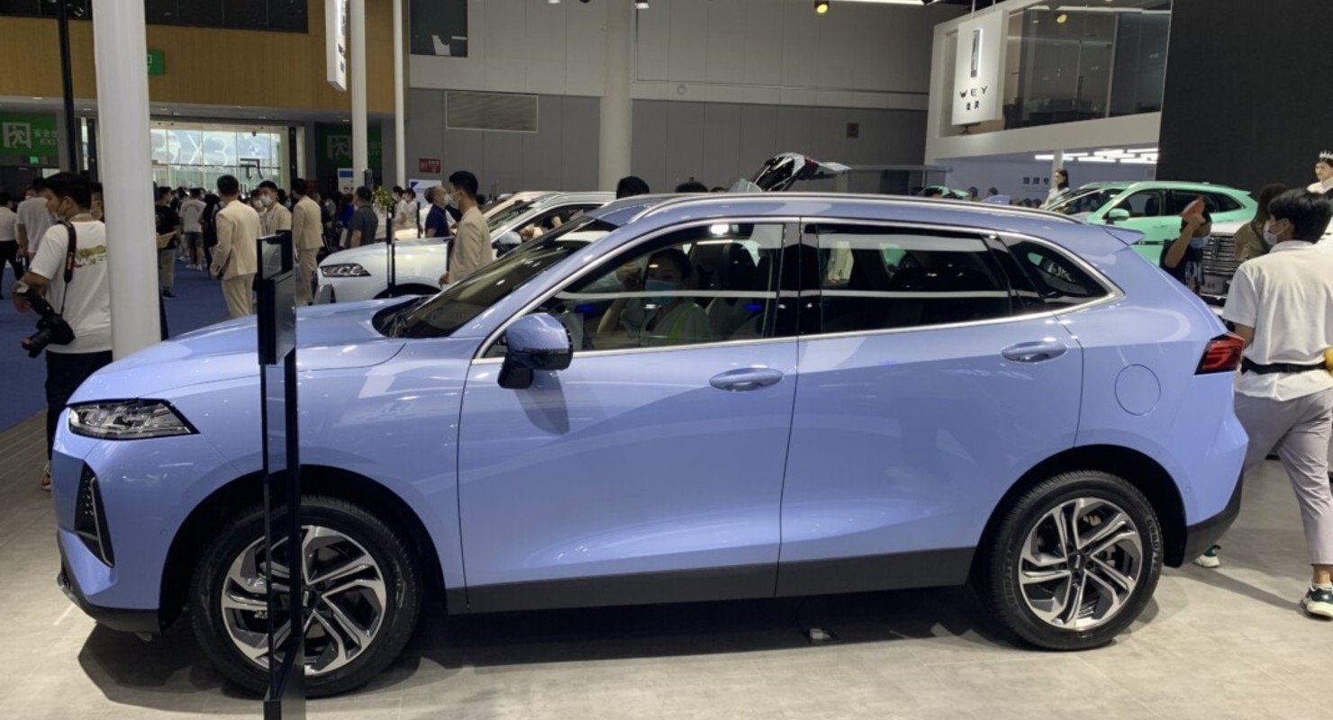 Подключаемый гибридный кроссовер WEY Macchiato поступит в продажу в ноябре