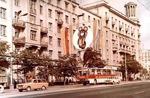 Таких только к расстрелу! Таких только к расстрелу!