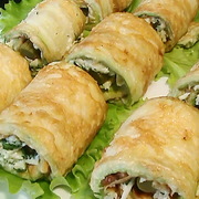 Рулетики из кабачков с сыром и зеленью