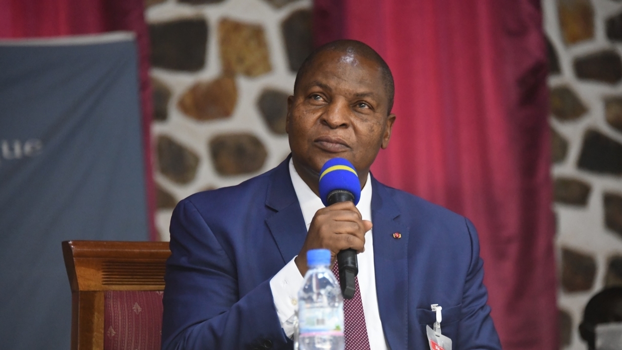 «Вы — движущая сила»: президент ЦАР поздравил подрастающее поколение с Днем молодежи