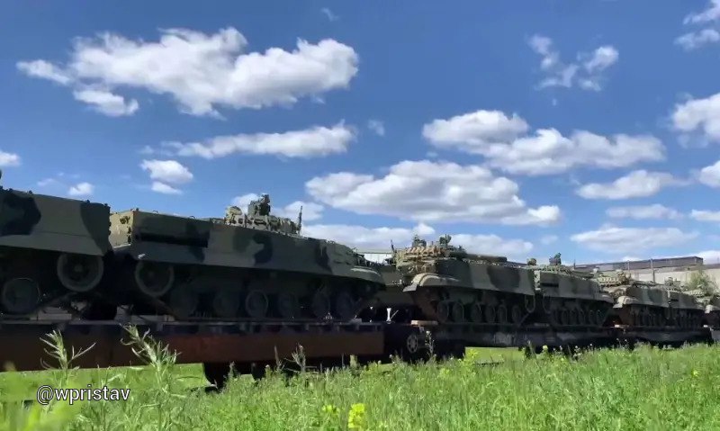Минобороны получило новую партию боевых машин пехоты и десанта БМП-3 и БМД-4М