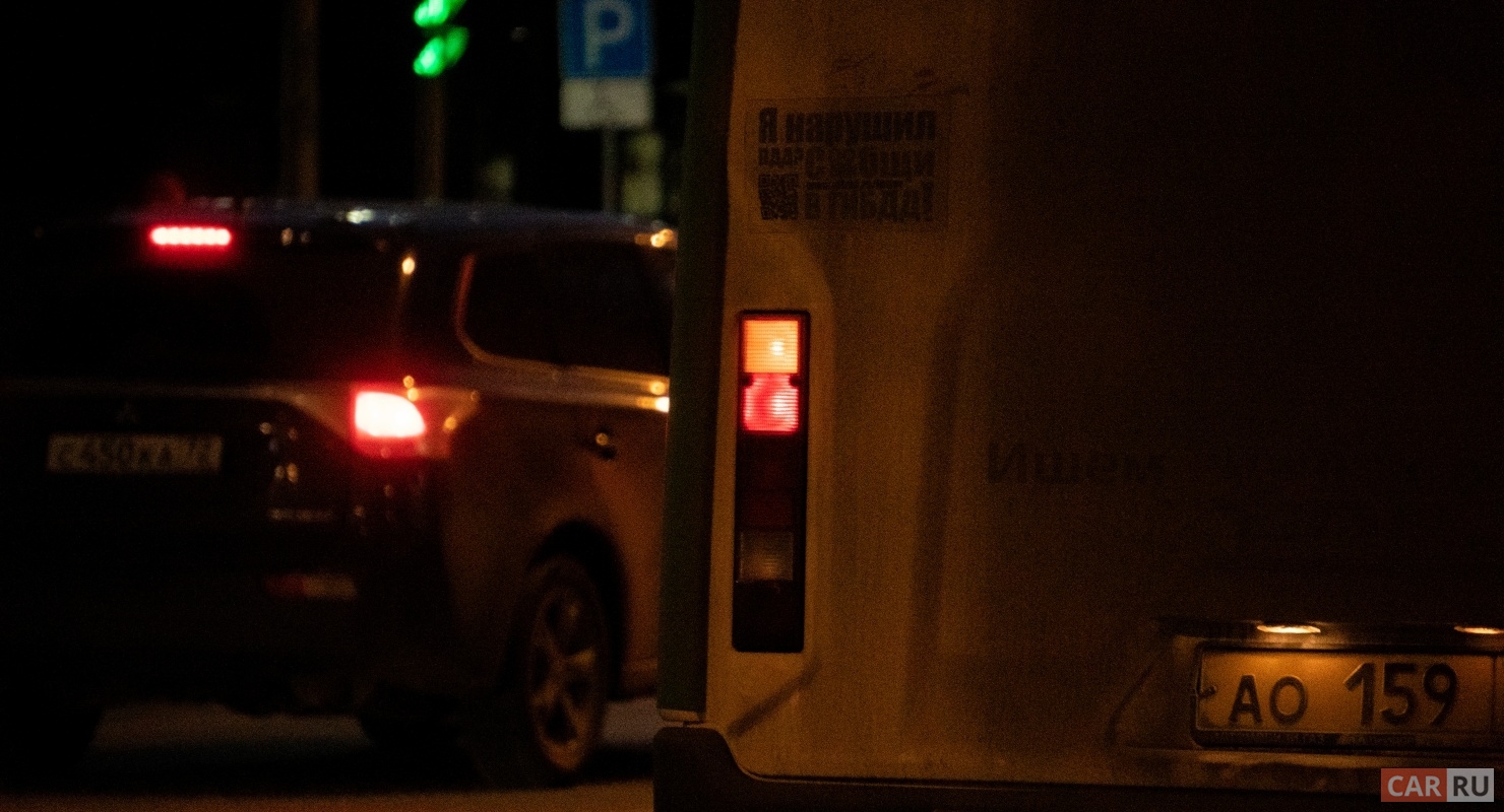 Взгляд с дивана: едем в детство на автобусе ЛАЗ