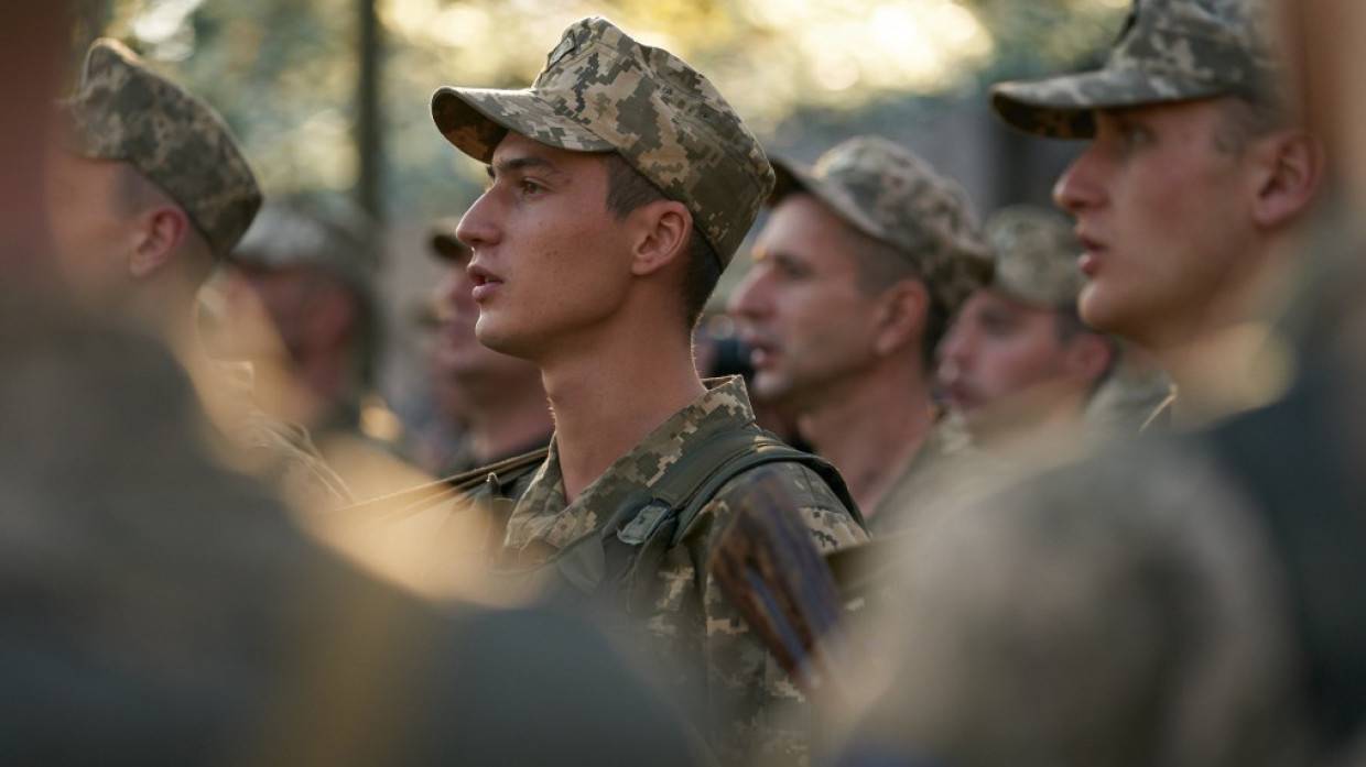 Депутат Рады Вениславский заявил о праве украинских добровольцев получить оружие