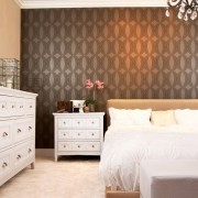 Белая мебель в спальне