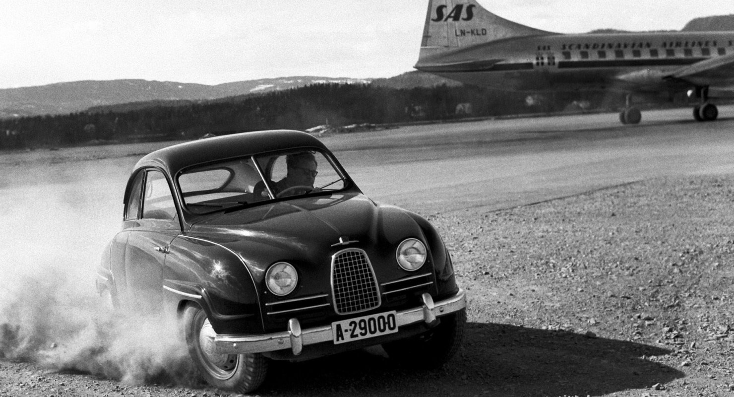 Уникальные автомобили с двумя двигателями