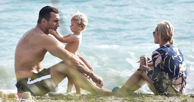 Владимир Кличко забрал дочь в Украину из-за бойфренда ее мамы