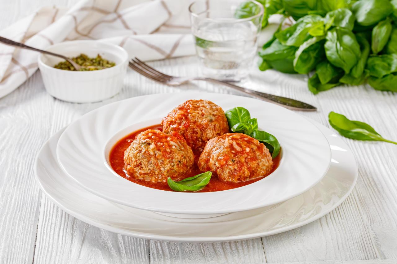 Постные тефтели: 2 невероятных рецепта с гречкой или рисом в томатном соусе тефтели, нужно, водой, течение, залить, растительным, крупу, перекрывающей, сковороде, кастрюлю, разогретой, гречку, массыСформировать, молотый —, черный, соусом, варить, слабом, готовности, минутВ