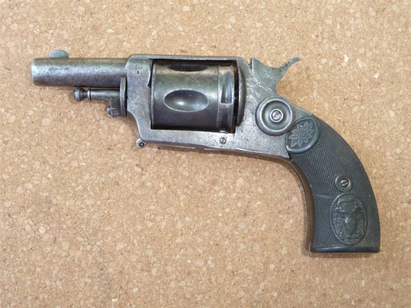 Револьверы, которые на «Д» Револьверы, которые на «Д» оружие