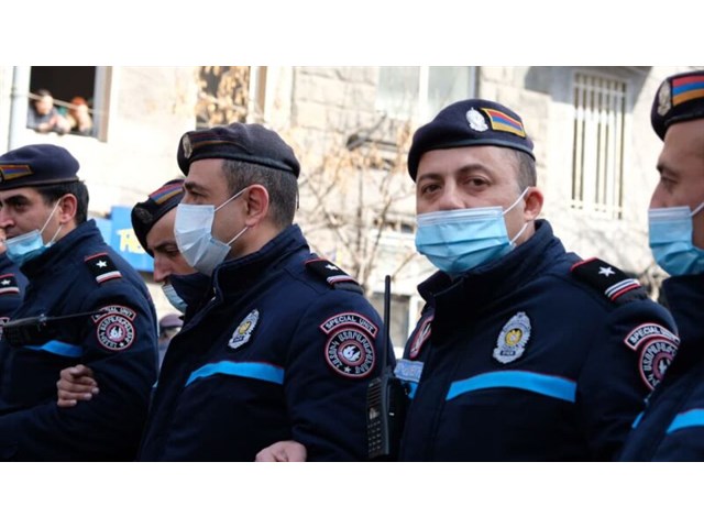 Пашинян направил Армению к геополитической катастрофе по украинскому пути Пашинян направил Армению к геополитической катастрофе по украинскому пути Армении, Пашиняна, Пашинян, Армению, чтобы, премьерминистра, оппозиции, февраля, сторонников, время, конфликта, страны, направил, геополитической, ситуацию, сейчас, премьерминистр, армии, катастрофе, стороны