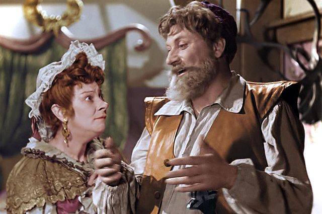 «Покорный муж» Раневской. Как Василий Меркурьев чужих детей спасал