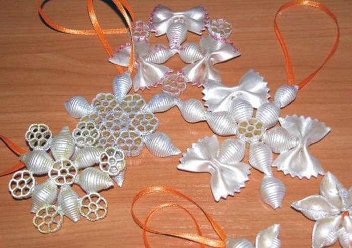 поделки из макарон с детьми