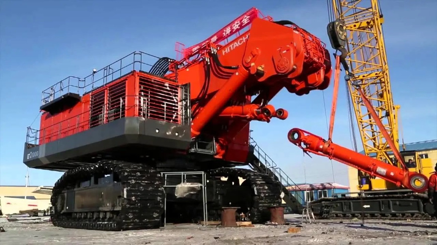 Очень тяжелая техника: 4 лучших видеоролика